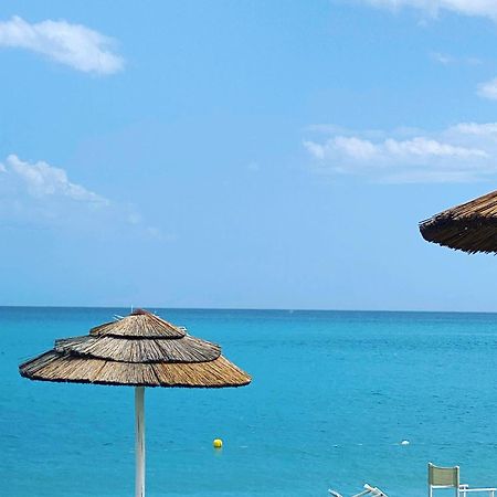 Lukry Apartments Locri Esterno foto