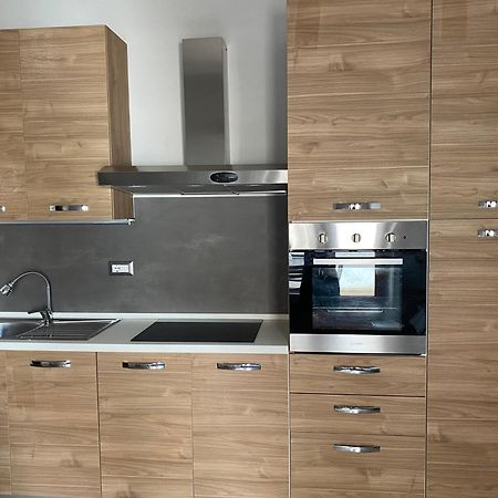 Lukry Apartments Locri Esterno foto