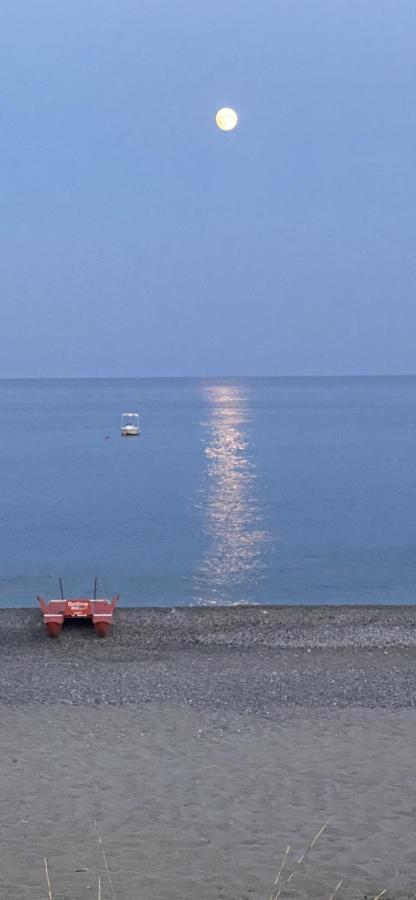 Lukry Apartments Locri Esterno foto