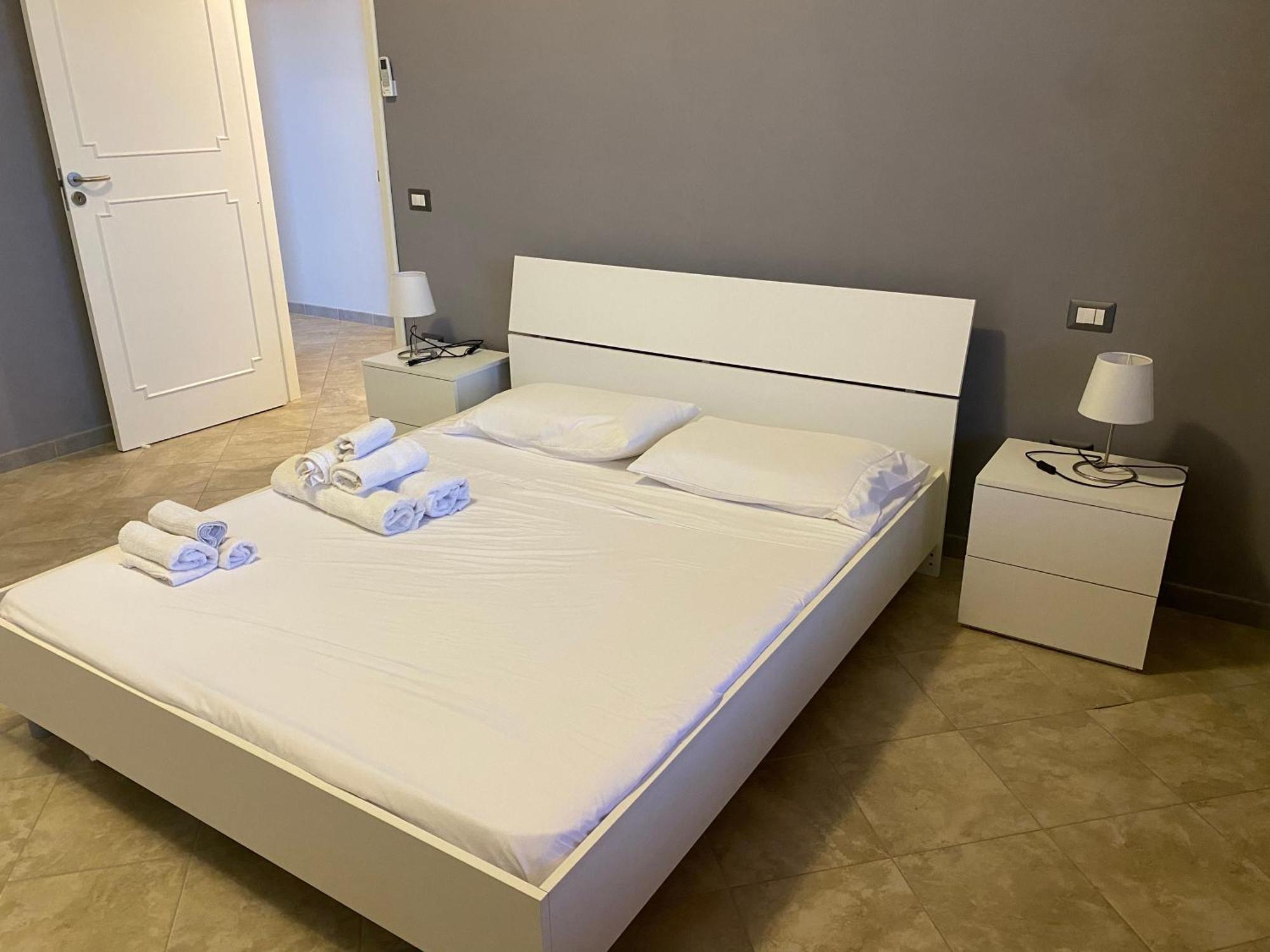 Lukry Apartments Locri Esterno foto